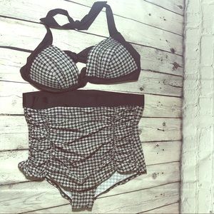 EUC XL/2XL Unique Vintage high waisted two piece